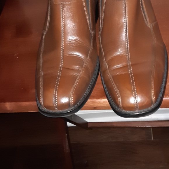 Shoes - Picture 2 of 16